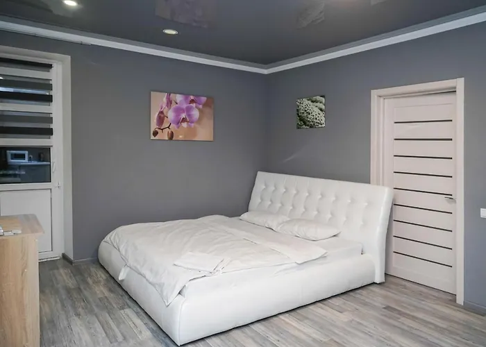 Cozy Apartment In A New Building Close To The Downtown