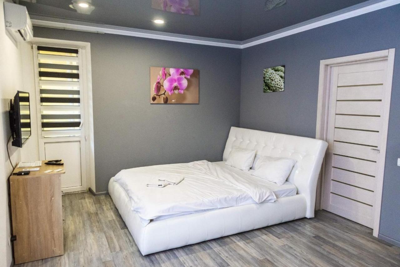 Apartment Cozy In A New Building Close To The Downtown Kyiv