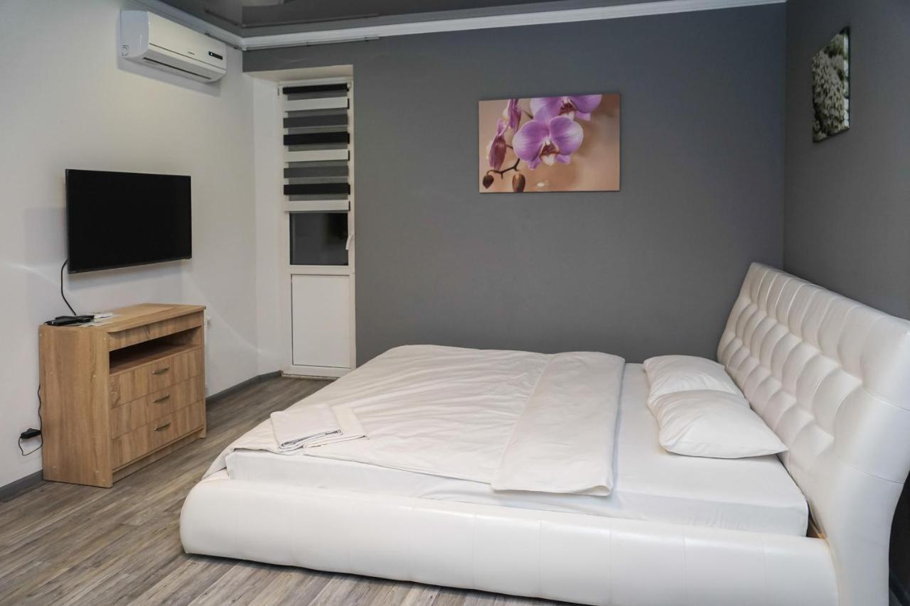 شقة Cozy In A New Building Close To The Downtown